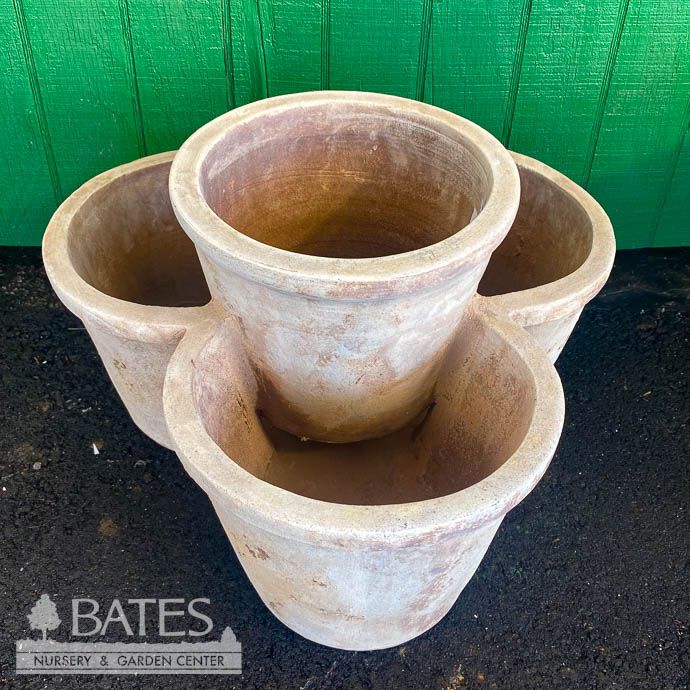 Pot Pocket Planter / Herb Planter 19wx12h Antq Terracotta