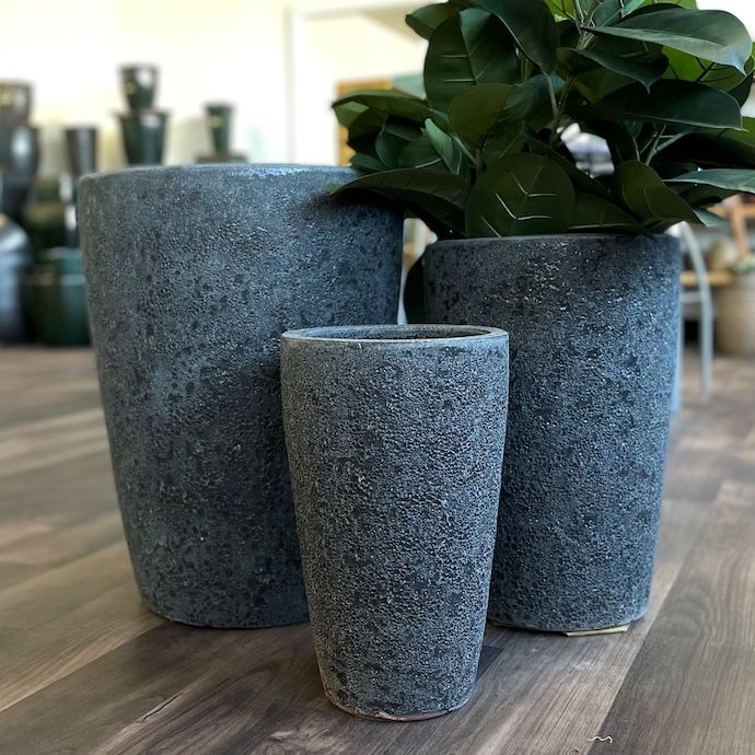 Pot Neptune II Tall Cone Sml 10x16 Atlantis/Vermillion