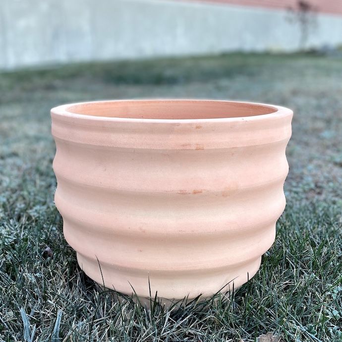 Pot Karoonda Horizonal Multi Grooves 14x12  Antq or Reg Terracotta