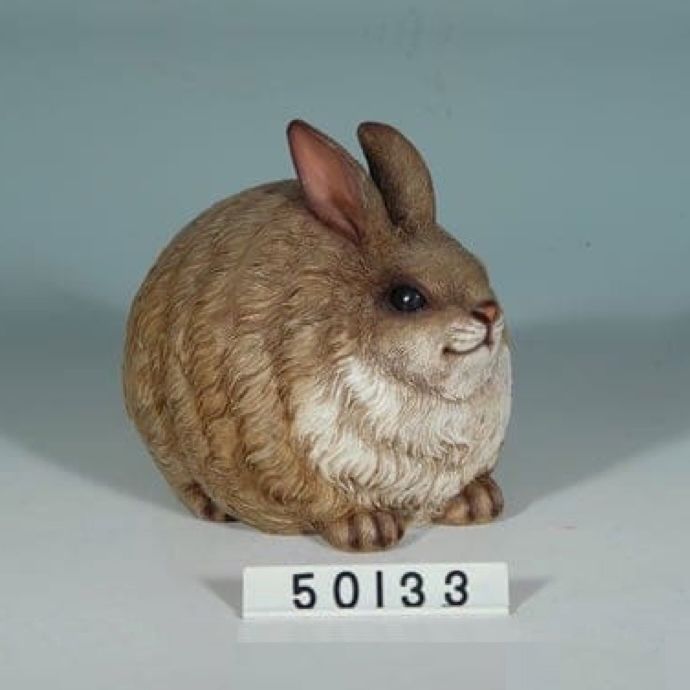 Statuary Chubby Rabbit/Bunny 8L