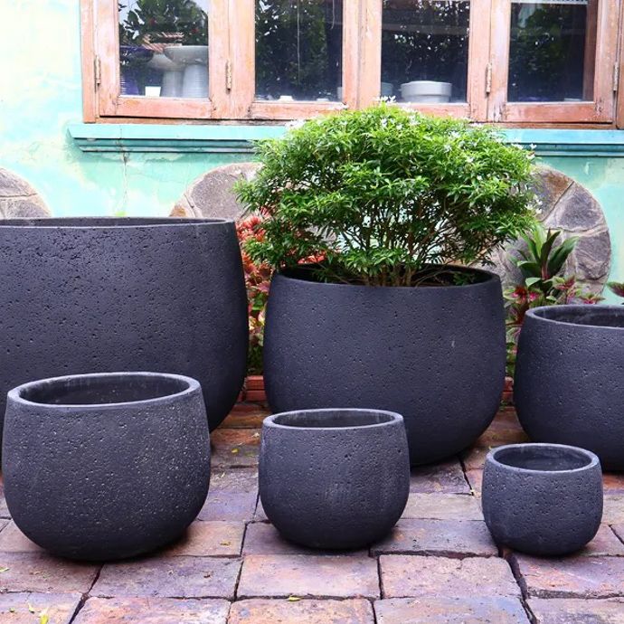 Pot Tabar Round Bottom Sml 10.75x7.75 Anthracite or Washed Stone Textured