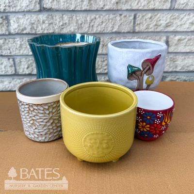 Small (up to 8" wide)