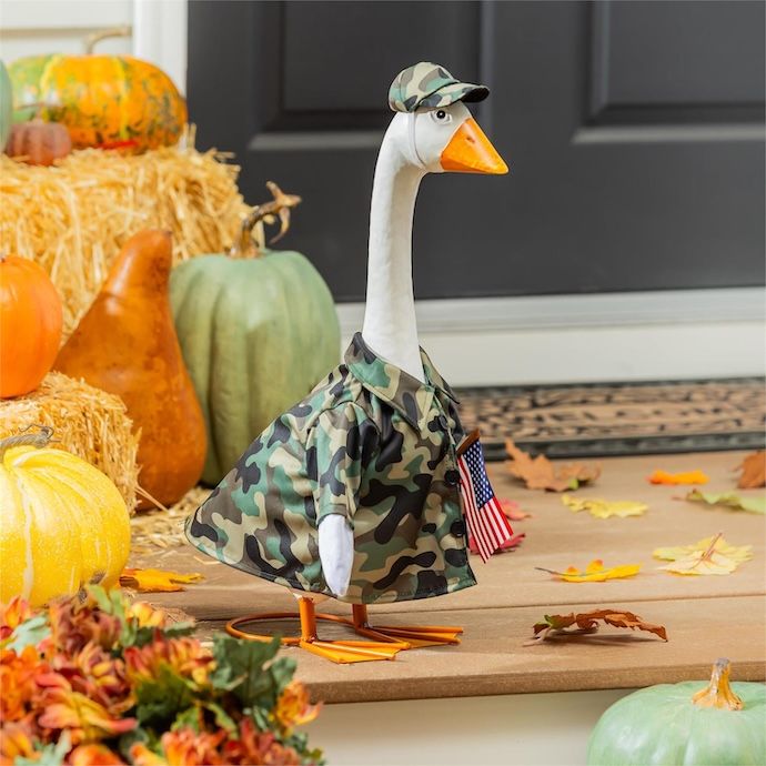 Giddy the Goose Camoflage - Outfit Only