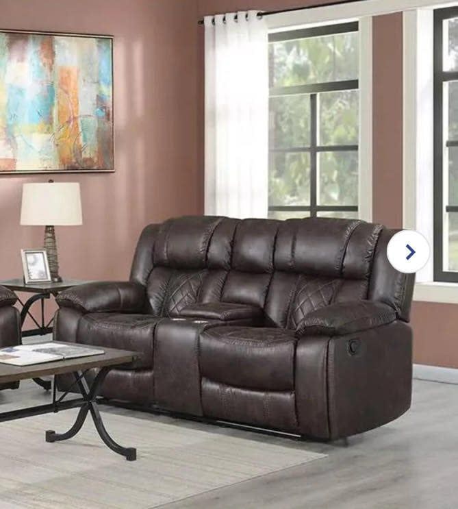128 Love Seat