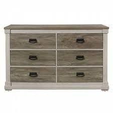1677 Dresser