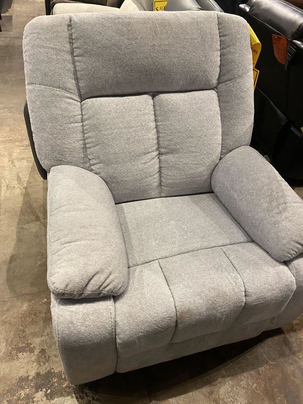 A111 Light Gray Recliner