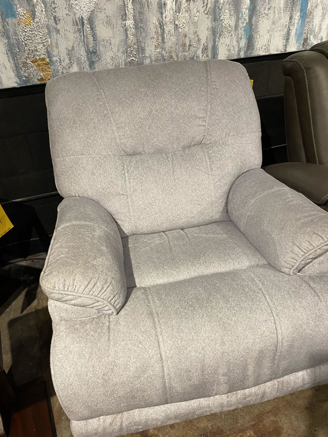 9126 Light Gray Recliner 3-Power