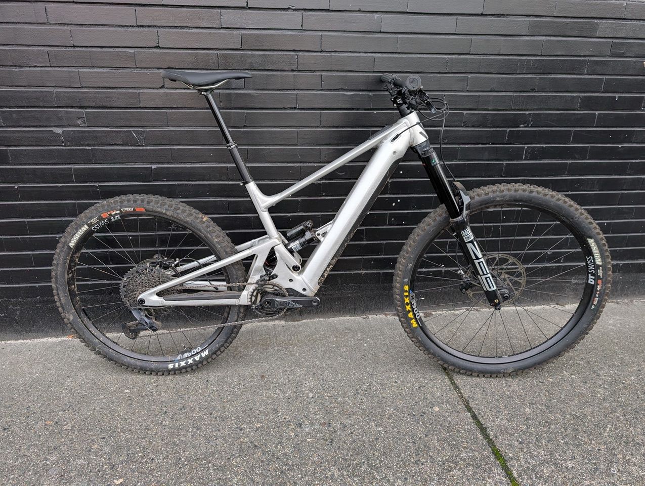 DEMO Scor Z 6080 LTA GX USA Silver M