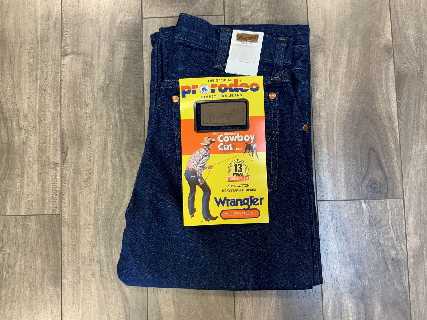 WRANGLER MEN&#39;S ORIGINAL FIT PREWASH JEAN