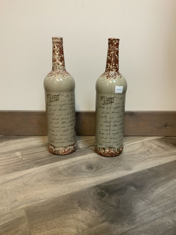 CERAMIC VASE
