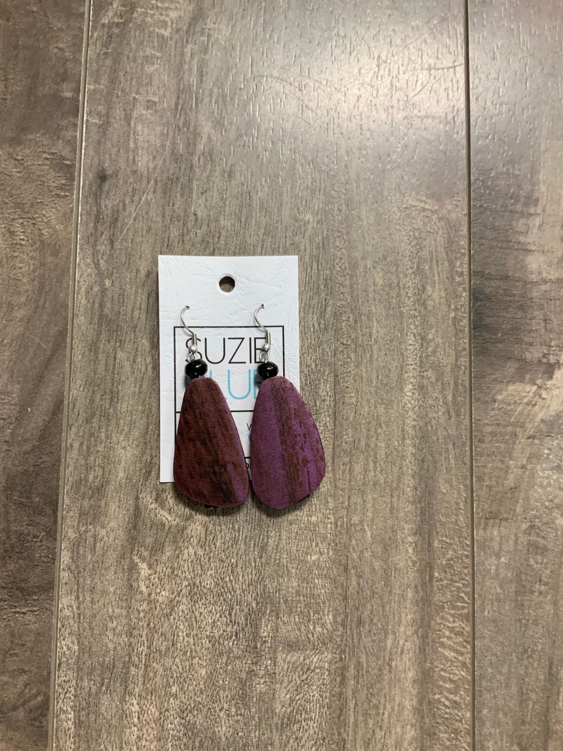 SIMPLE WOODEN PEBBLE EARRINGS - PURPLE, Color: Purple