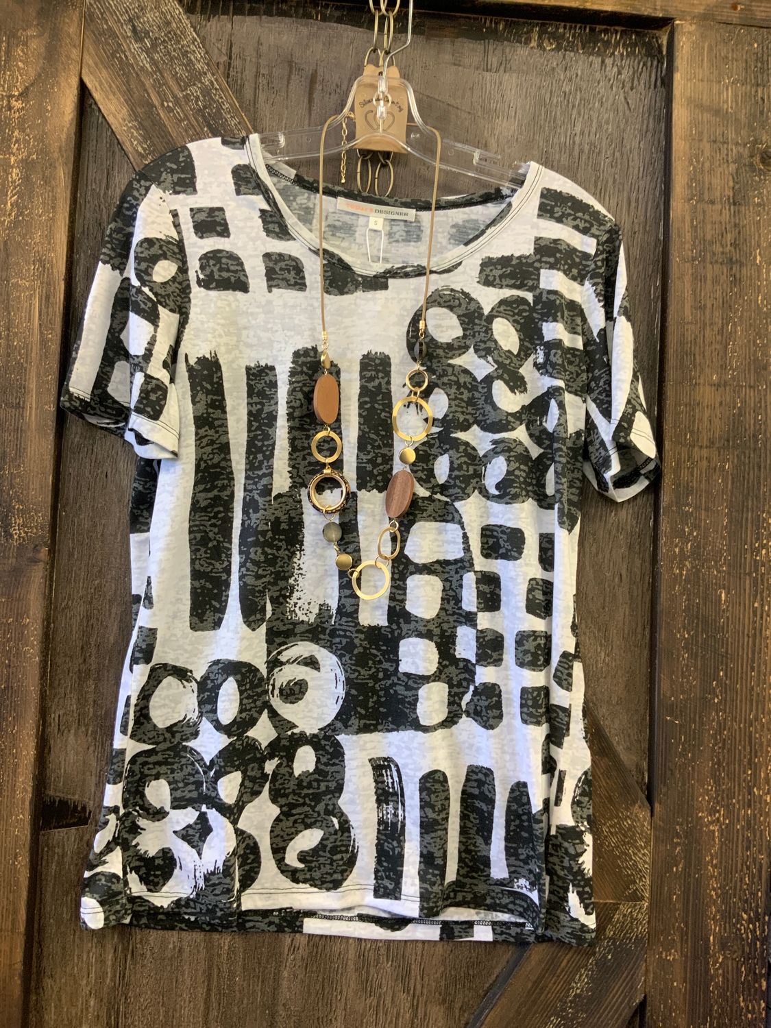 LADIES BLACK/WHITE PRINT TOP, Size: S