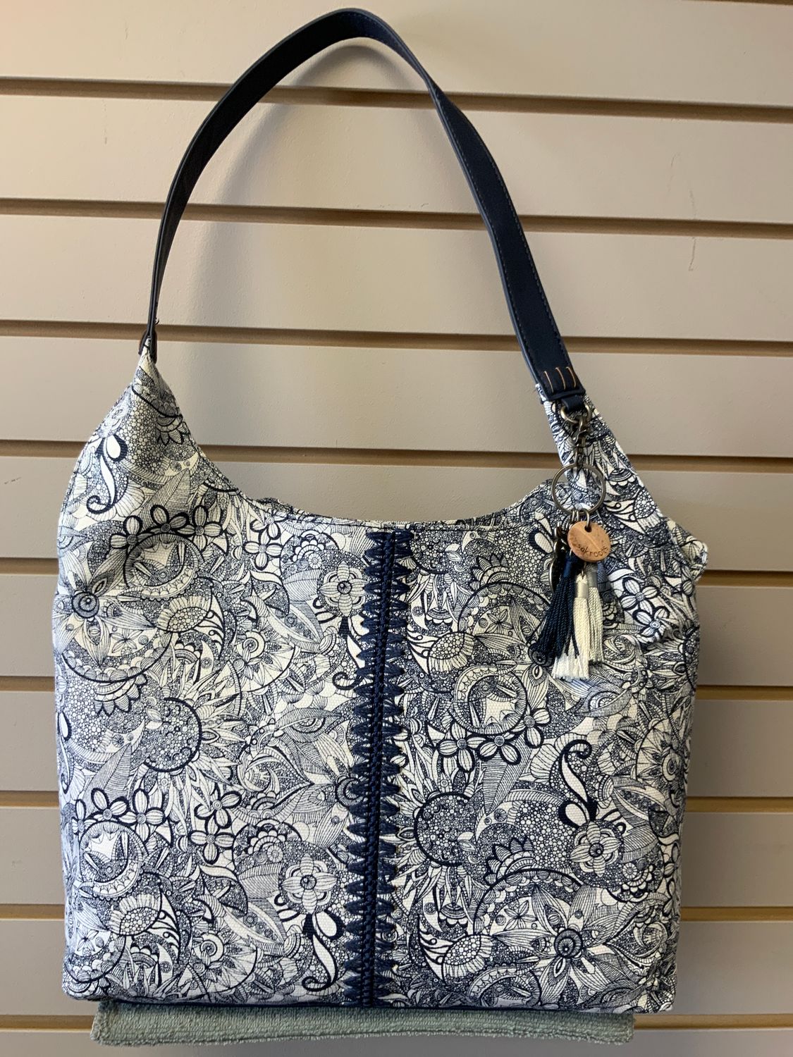 SASKROOTS HERMOSA 108949, Color: Navy