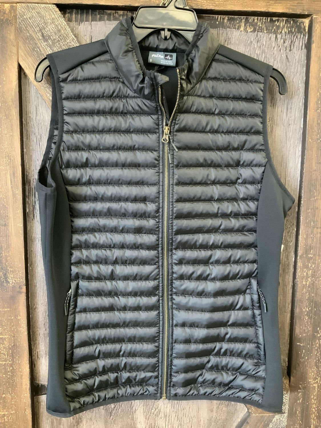 WORLD LOLO VEST BLACK Lrg