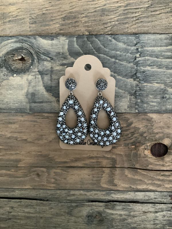 PEARL DROP EARRINGS BLACK/WHITE