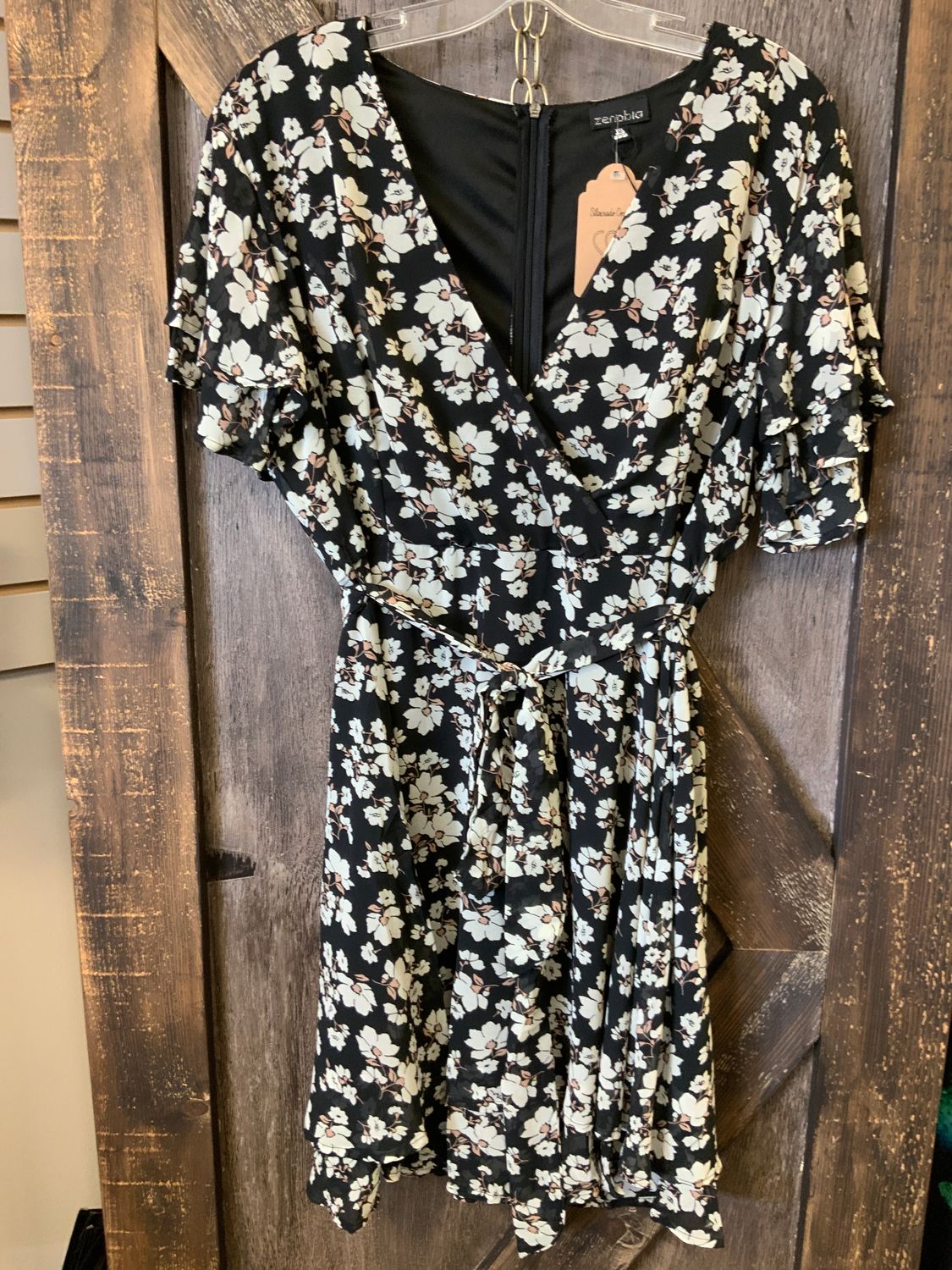 WHOLESALE FASHION PLUS SIZE S/S V NECK FLORAL MINI DRESS , Size: 1XL