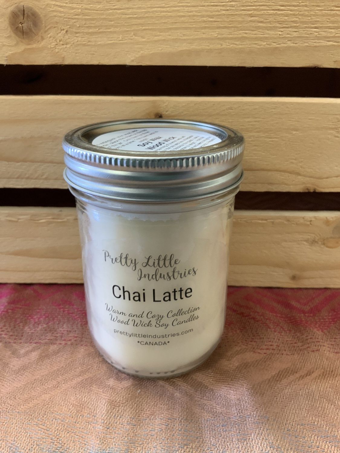 PRETTY CHAI LATTE WOOD WICK CANDLE