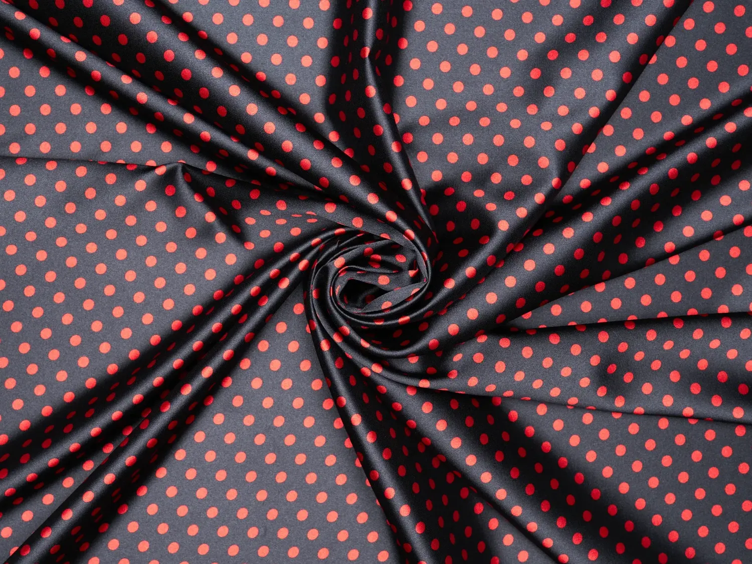 BLACK W/RED POCKA DOTS WILD RAG 36x36