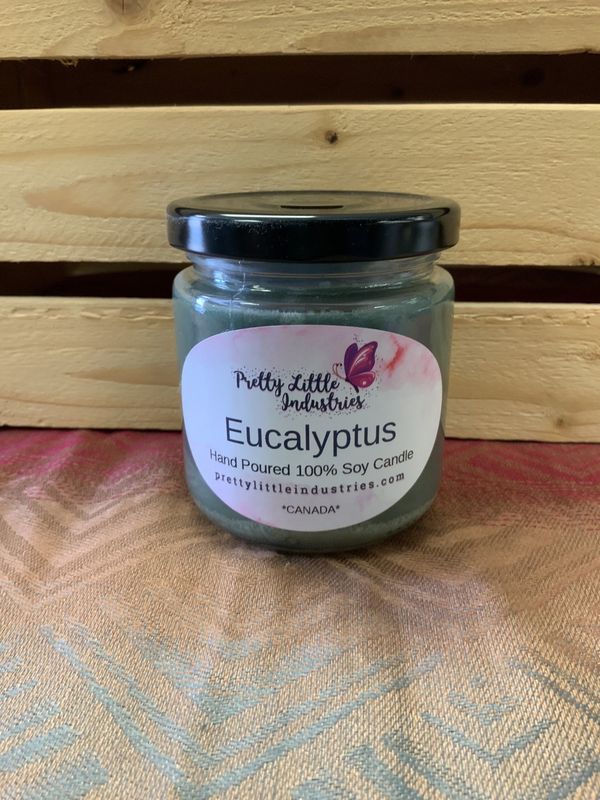PRETTY EUCALYPTUS CANDLE