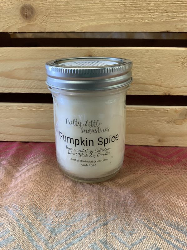 PRETTY PUMPKIN SPICE WOOD WICK CANDLE