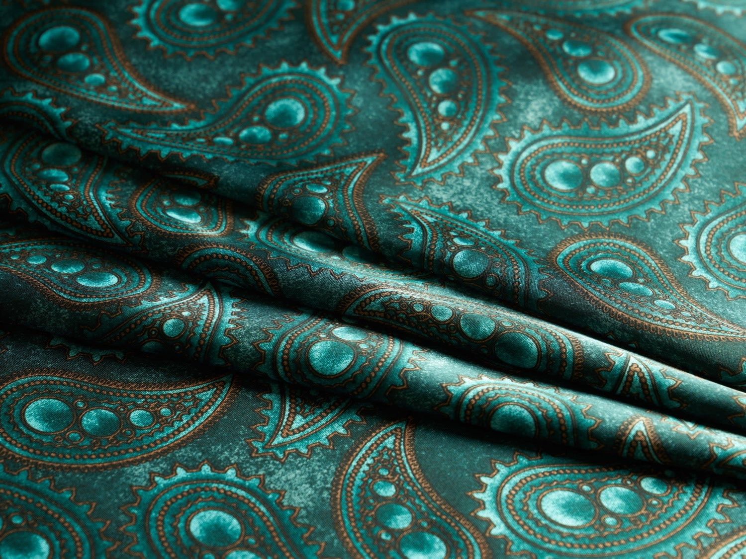 GREEN PAISLEY WILD RAG 36x36