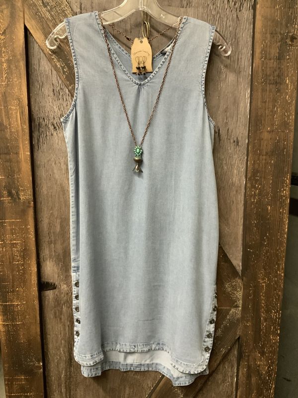LADIES SLEEVELESS V-NECK DRESS W/SIDE BUTTON STONEWASH Med