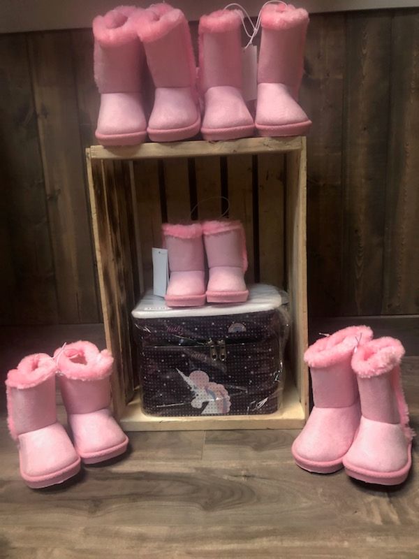 INFANT SNUGGLES PINK BOOTS, Size: 5