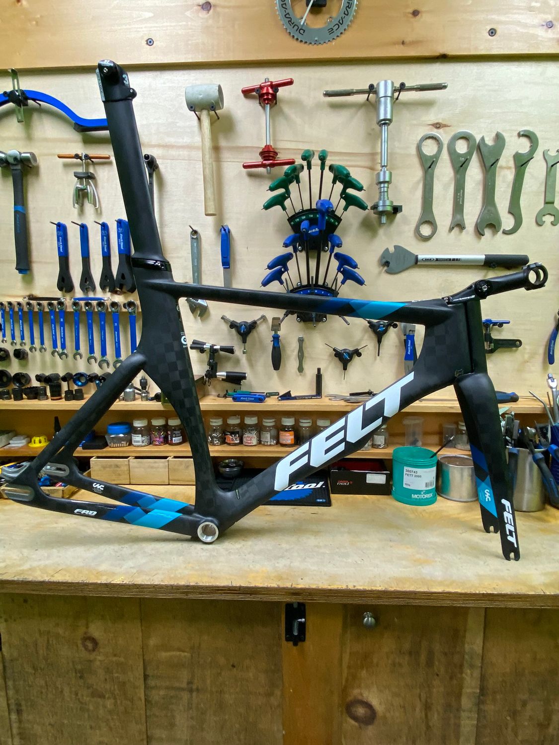 FELT FRAME TK FRD ULTI MAT TXT 57cm