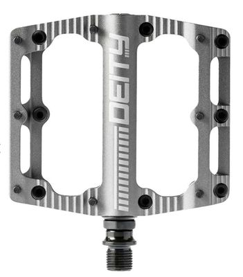 Deity, Black Kat, Platform Pedals, Aluminium body, Cr-Mo axle, 100mm x 100mm, Platinum