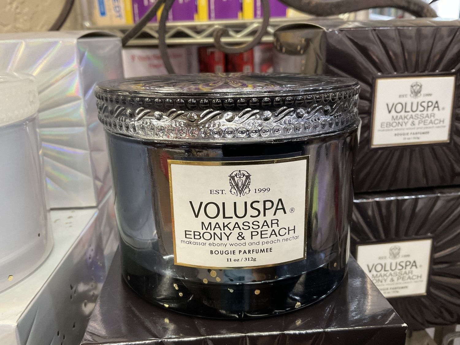 Voluspa Makassar Ebony &amp; Peach Maison Candle