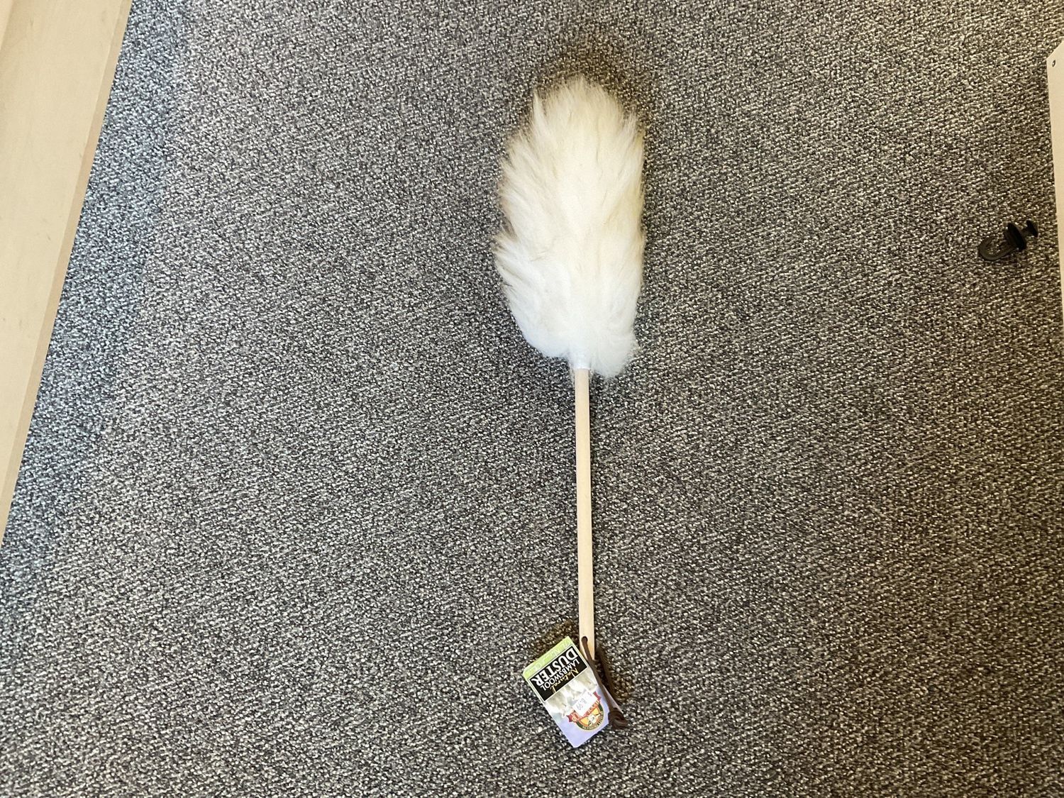 Wool Shop 18” Wood Duster