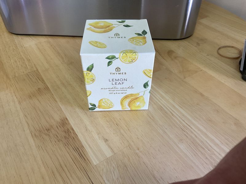Thymes Lemon Aromatic Candle 8 oz