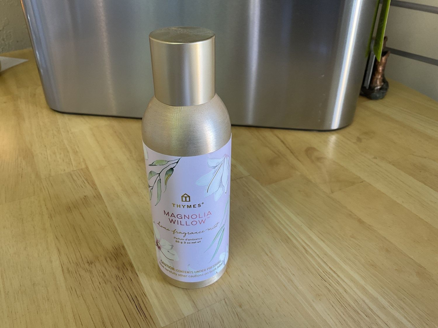 Thymes Magnolia willow home Fragance mist 3 oz
