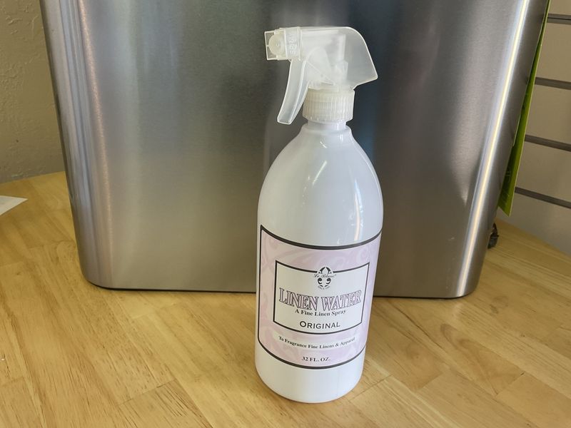 Le Blanc Linen Water Original 32 oz