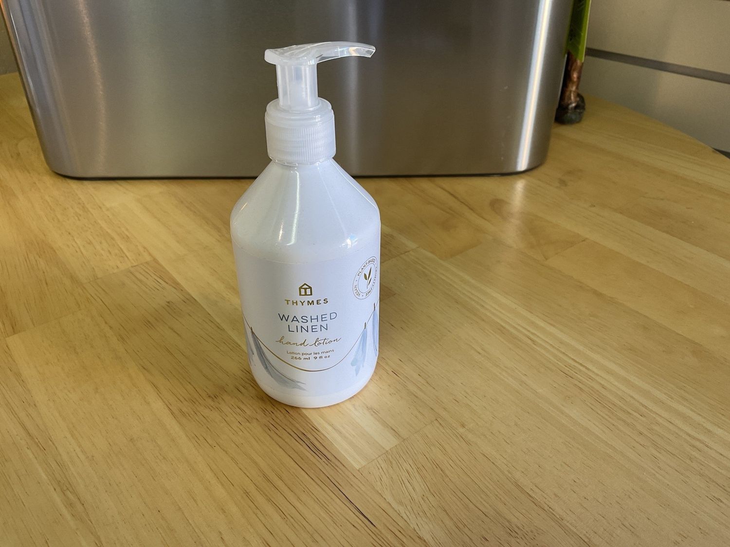 Thymes Washed linen hand lotion 9 oz