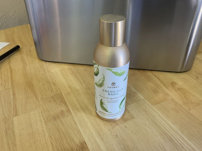 Thymes Fresh cut Basil home Fragance mist 3 oz