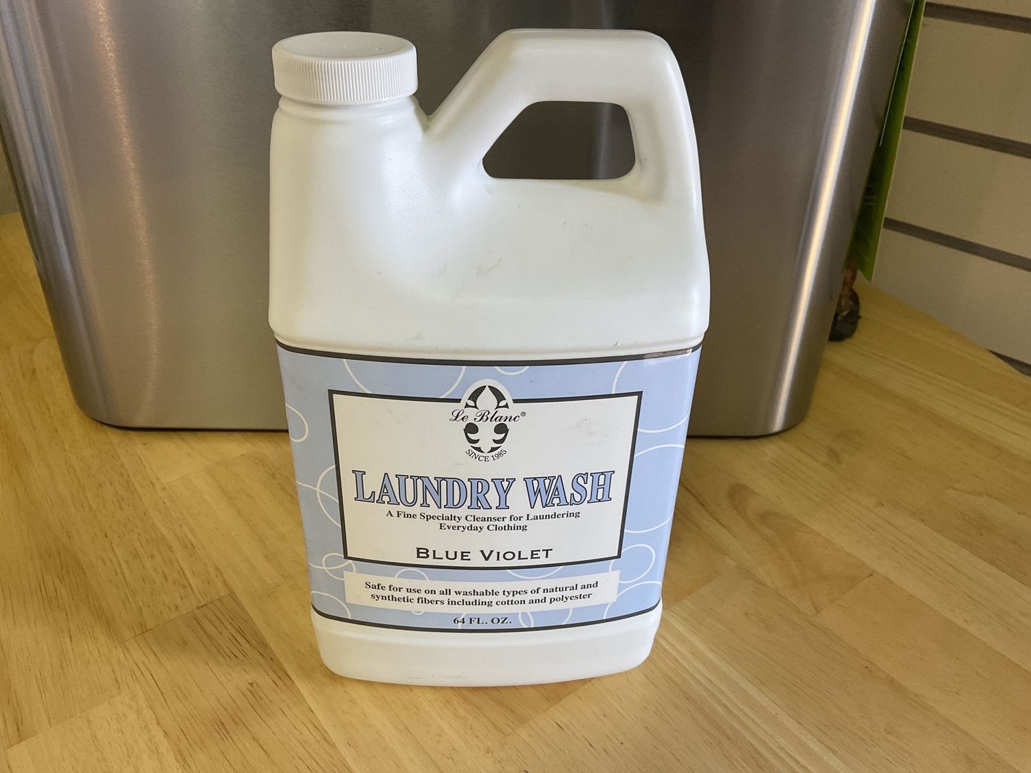 Le Blanc Laundry Wash Blue Violet 64 oz