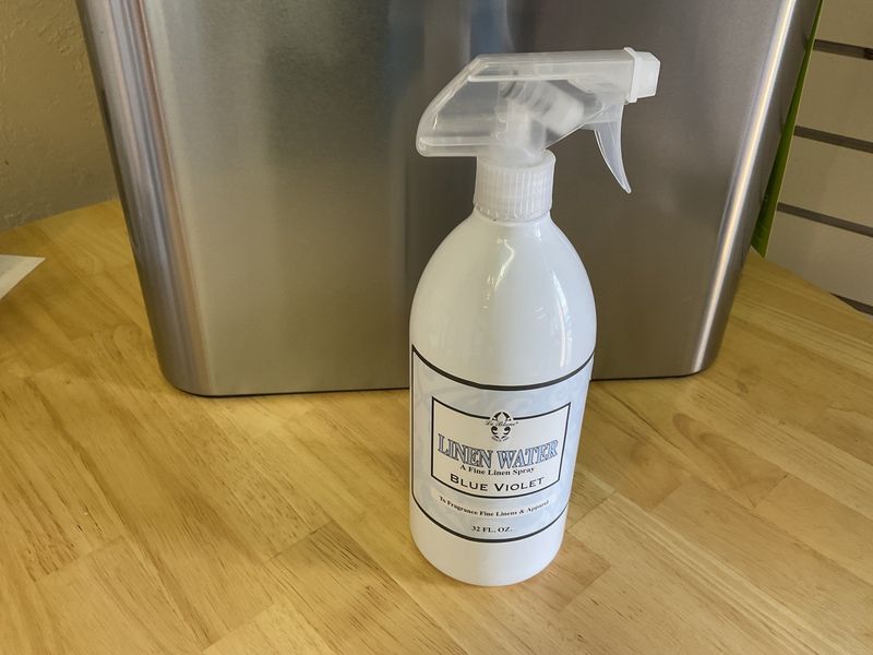 Le Blanc Linen Water Blue Violet 32 oz