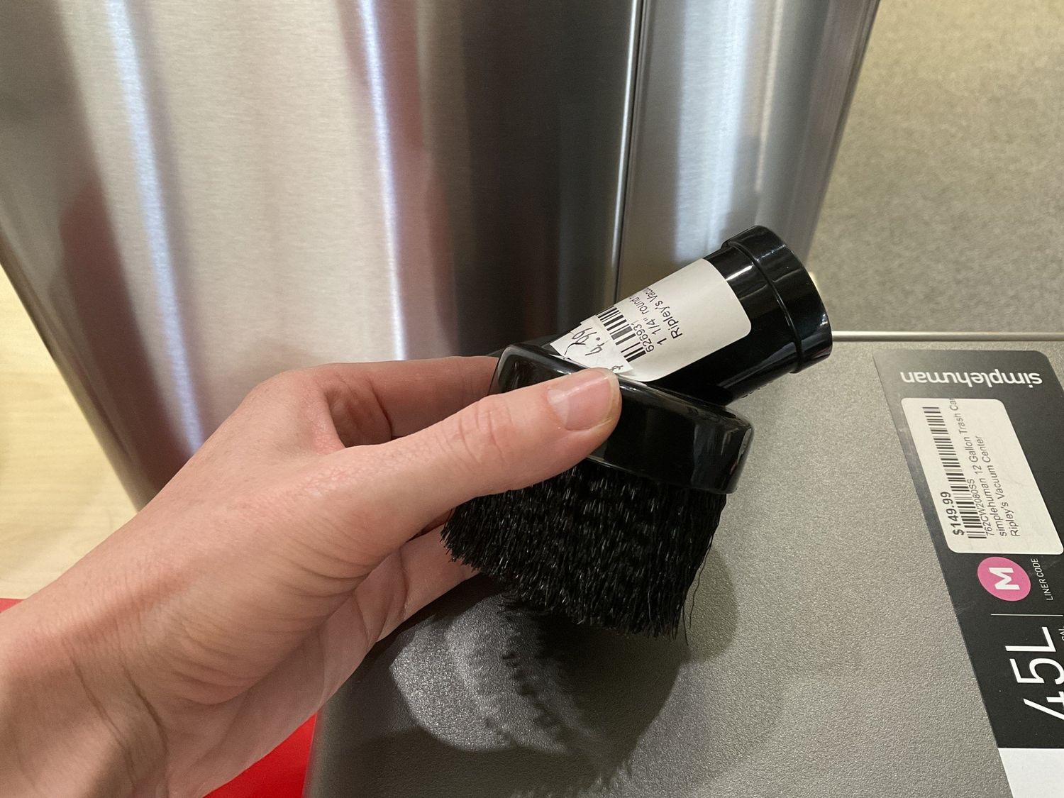 1 1/4” Round Nylon Dust Brush