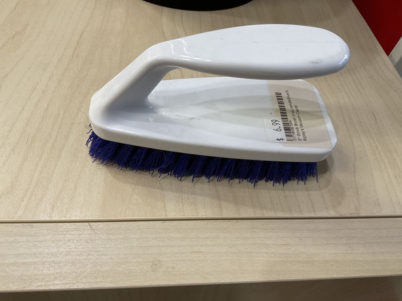 6” scrub Brush (iron handle/blue brush)