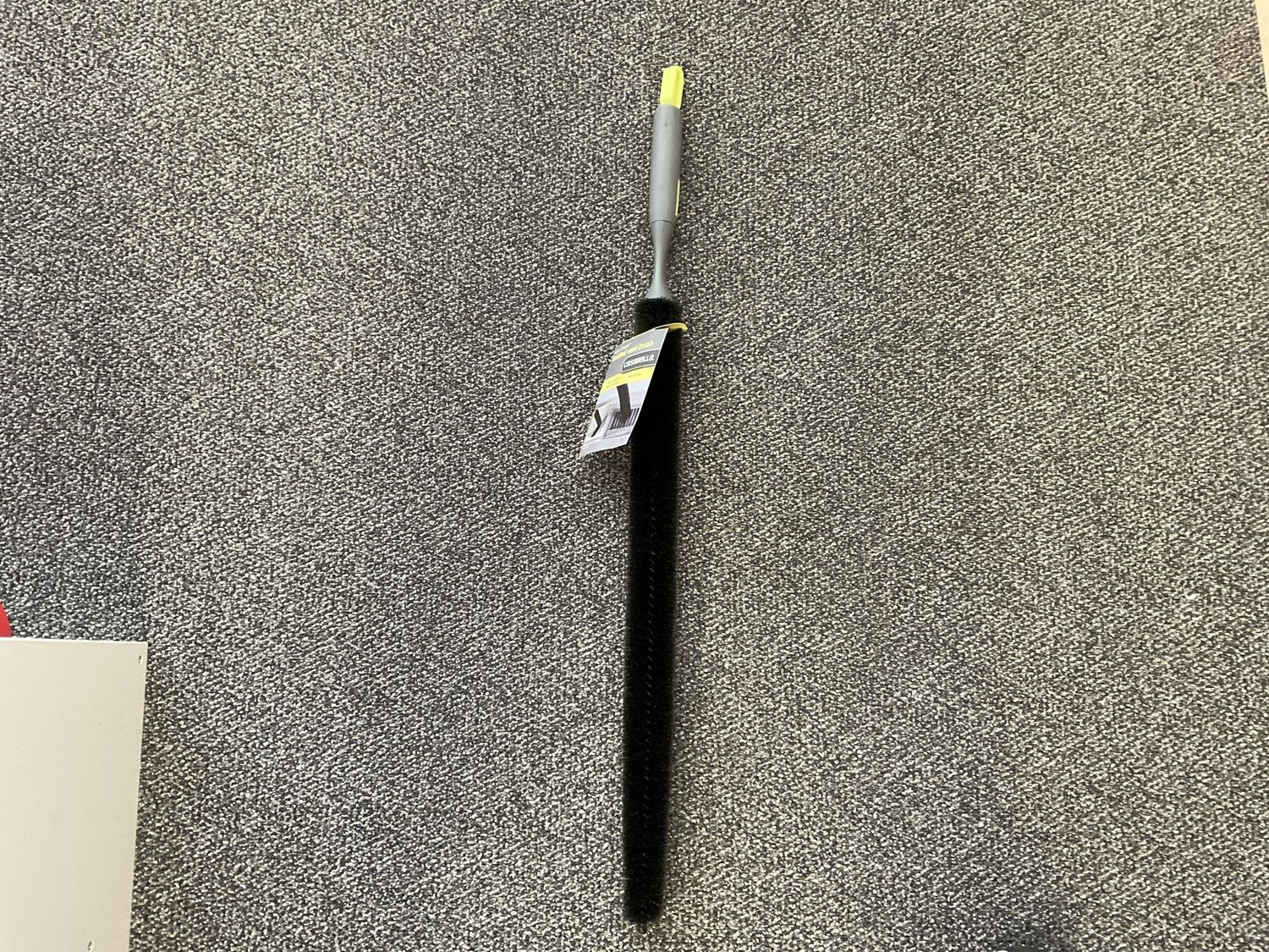 Casabella Way clean bristled vent brush