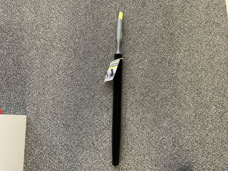 Casabella Way clean bristled vent brush