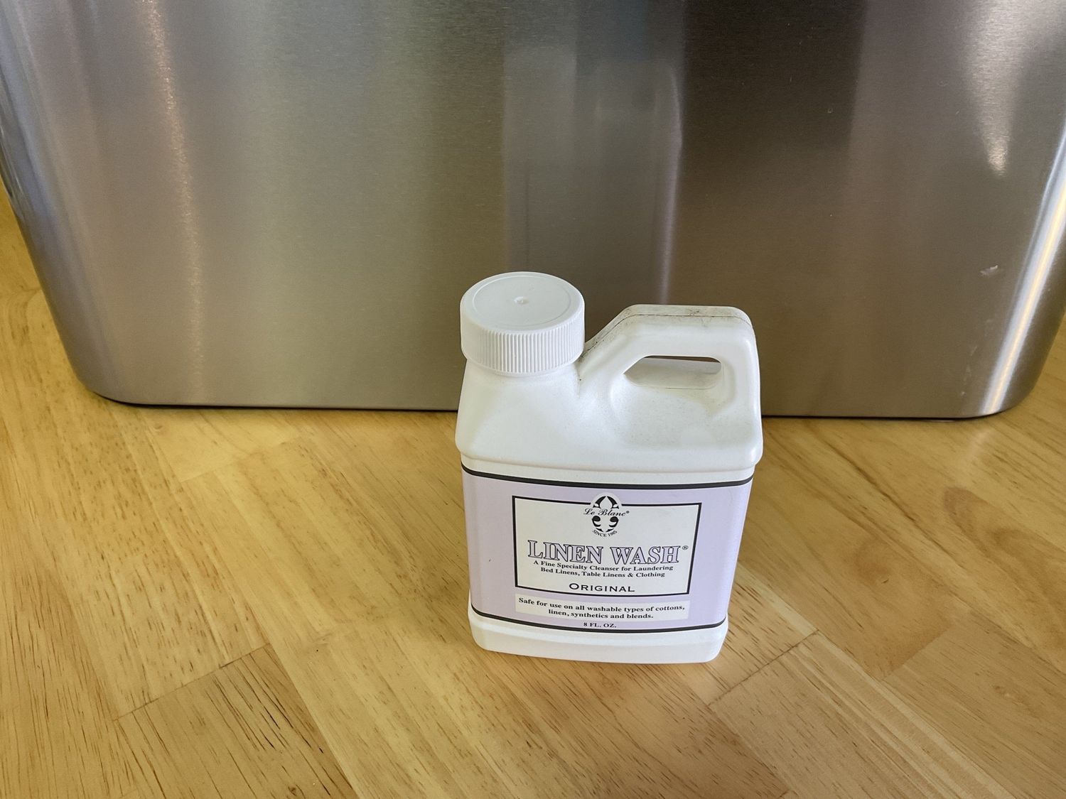 Le Blanc Linen Wash Original 8 oz