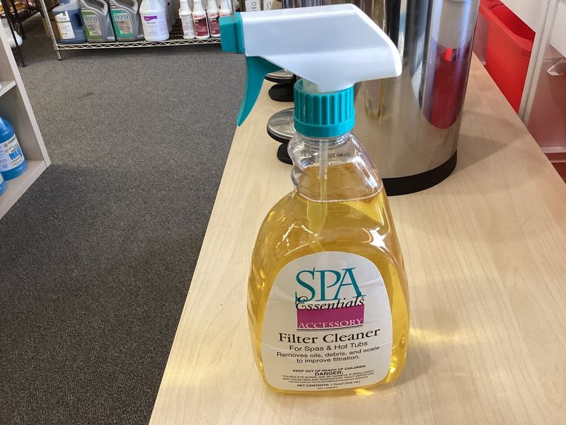Spa Essentials Accessory Filter cleaner 1 quart
