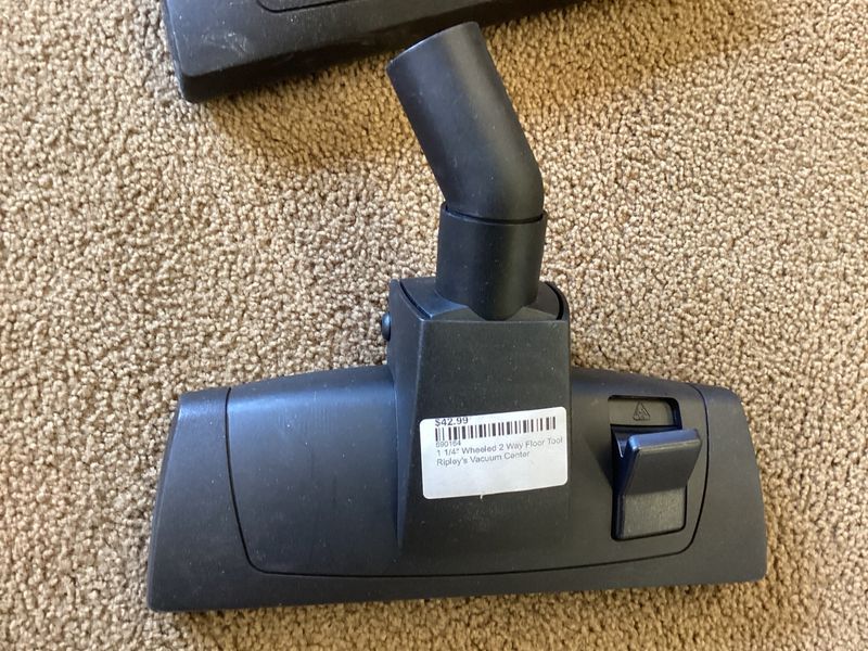1 1/4” Wheeled 2 way floor tool