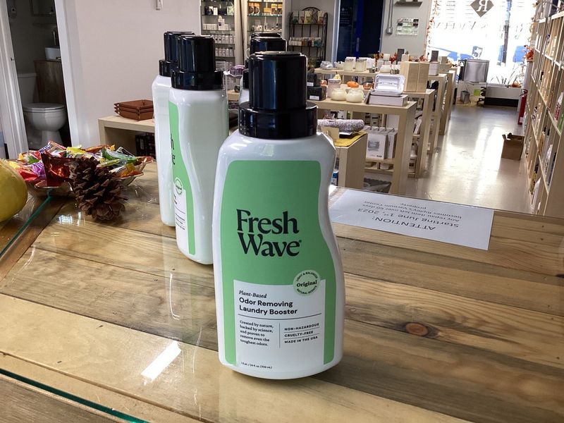 Fresh Waves Odor Removing Laundry Booster 24 oz