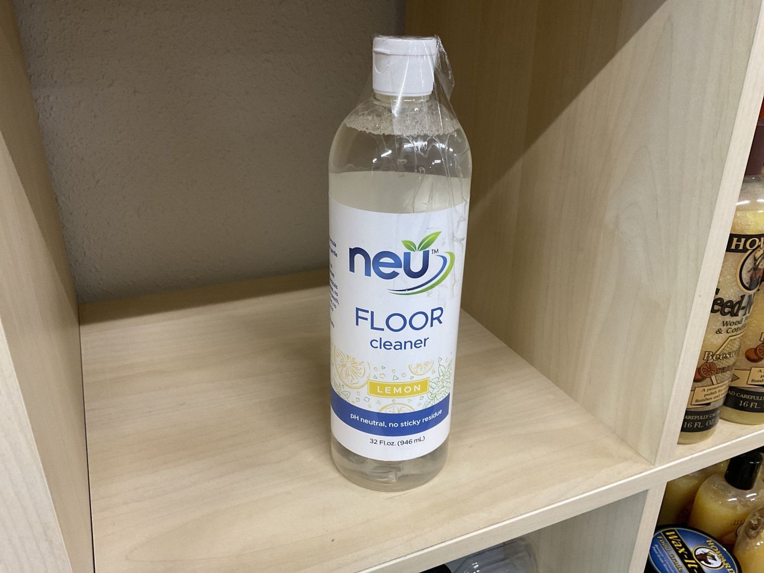 Neu Floor Cleaner Lemon 32 oz