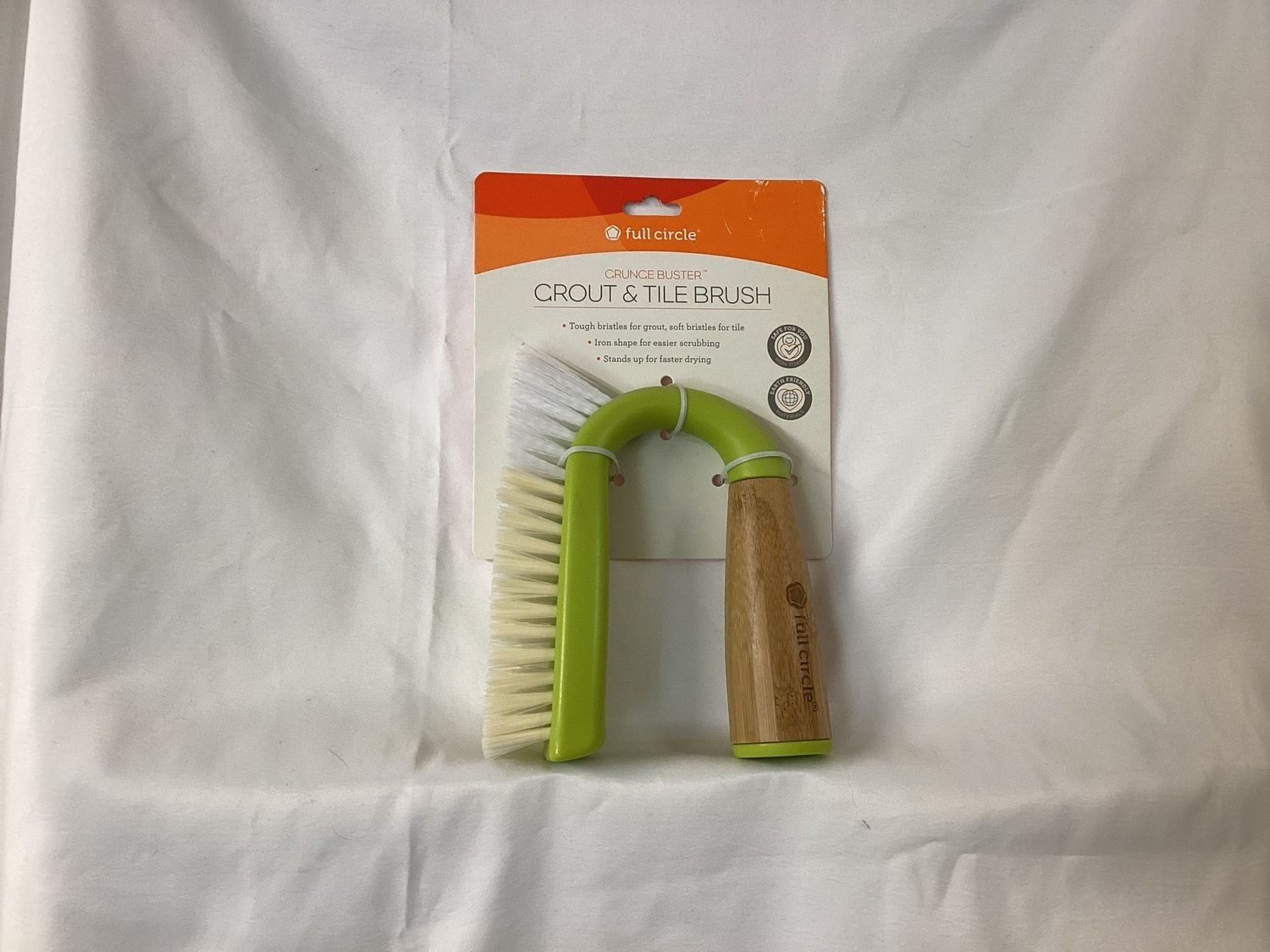 Full circle Grunge Buster Grout &amp; Tile Brush