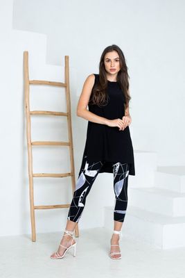 3-91020 complicated cropped leggings