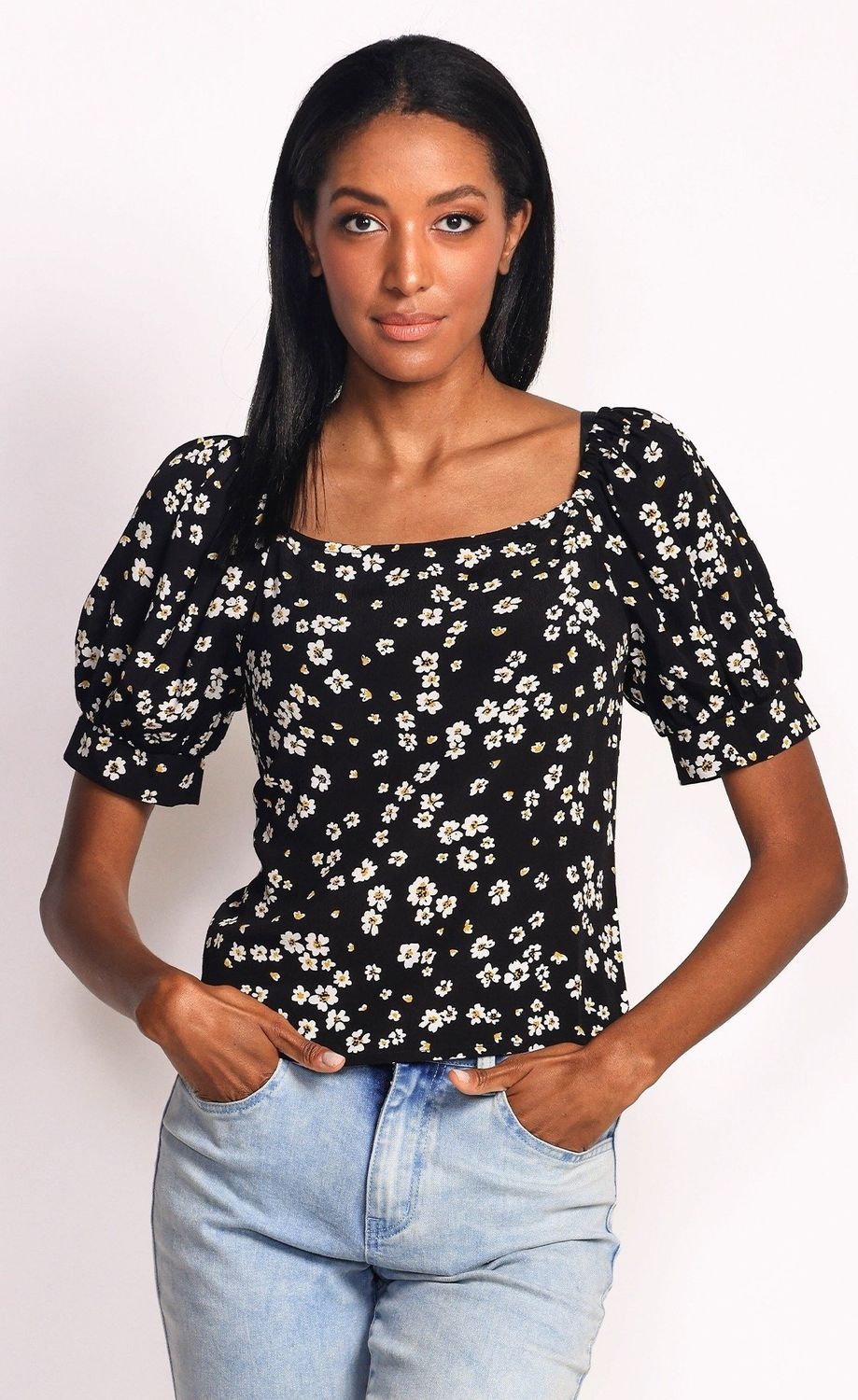 TO-230502BLK s/s floral short top